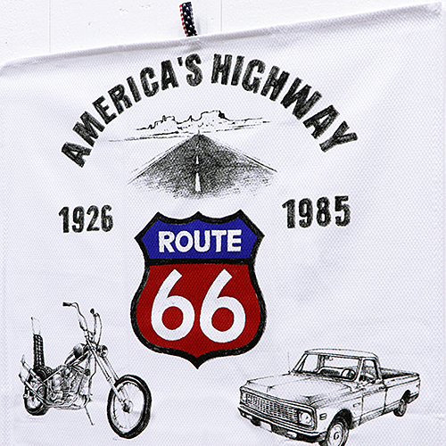 RT 66 å  LA ROUTE 66 66-KI-KT-5621